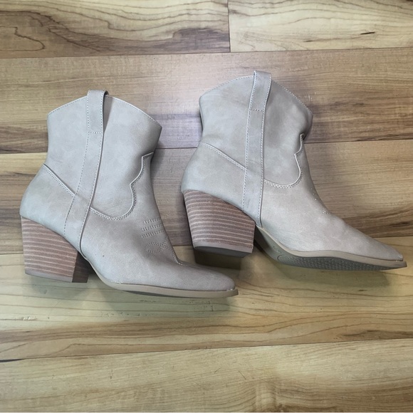 Rachel Zoe Women’s Western Style Rocky Boots, Size 8 - Picture 3 of 10